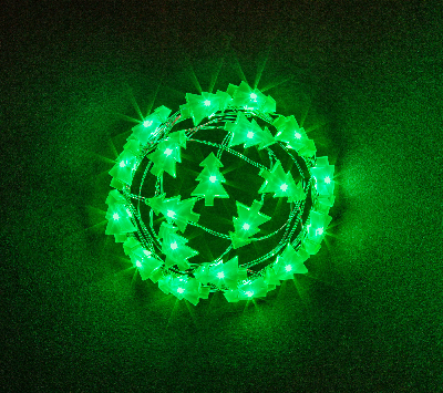 Гирлянда новогодняя светодиодная NGF-DM002-20G-2AA-зеленые ёлочки